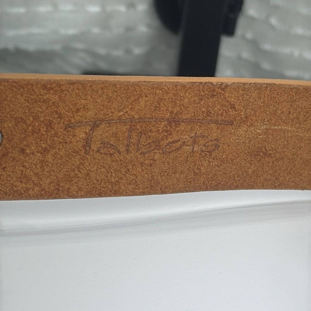 (H)Talbots women's vintage tan Italian leather belt with silver buckle and metal - Picture 5 of 13